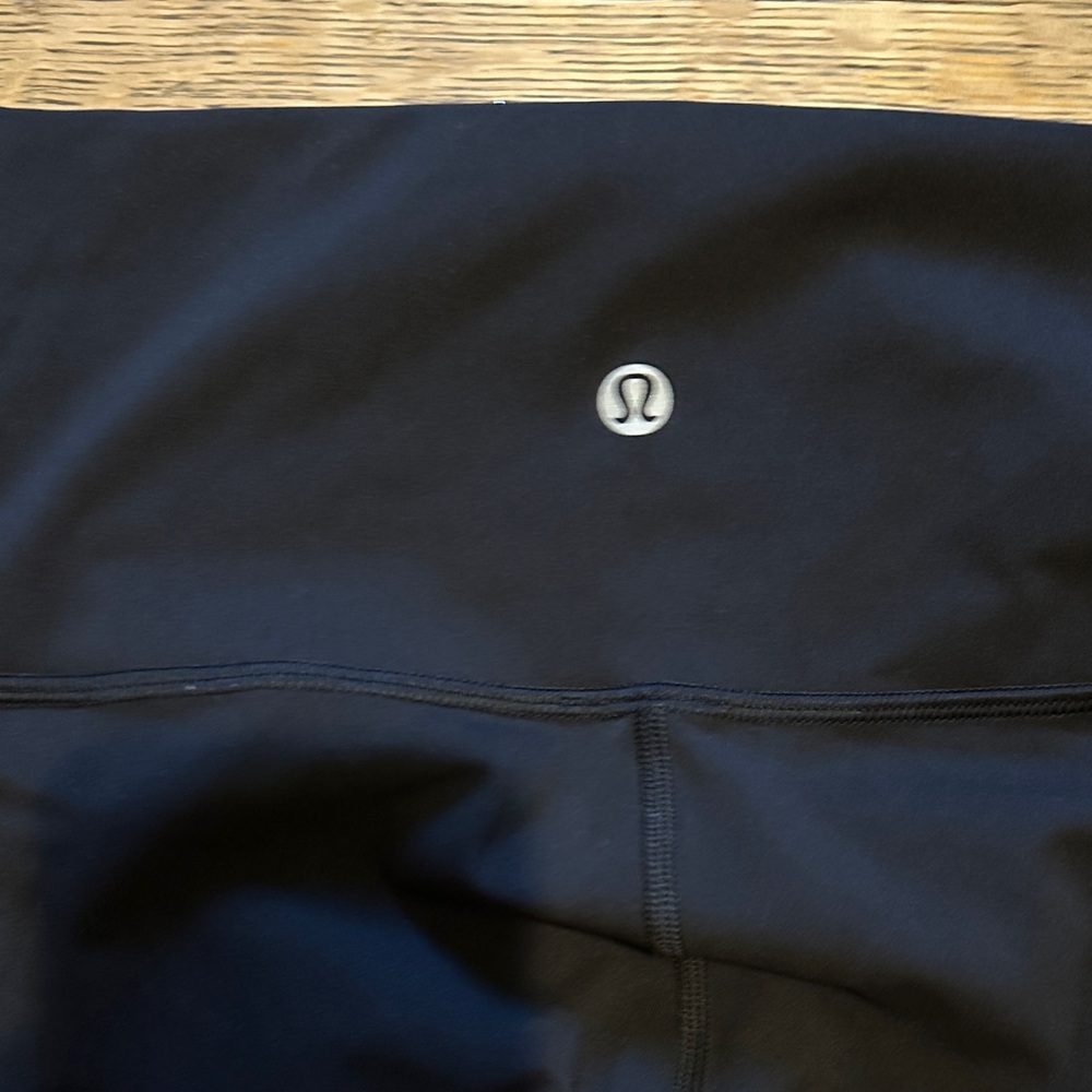 lululemon athletica Black Leggings - Picture 2 of 2